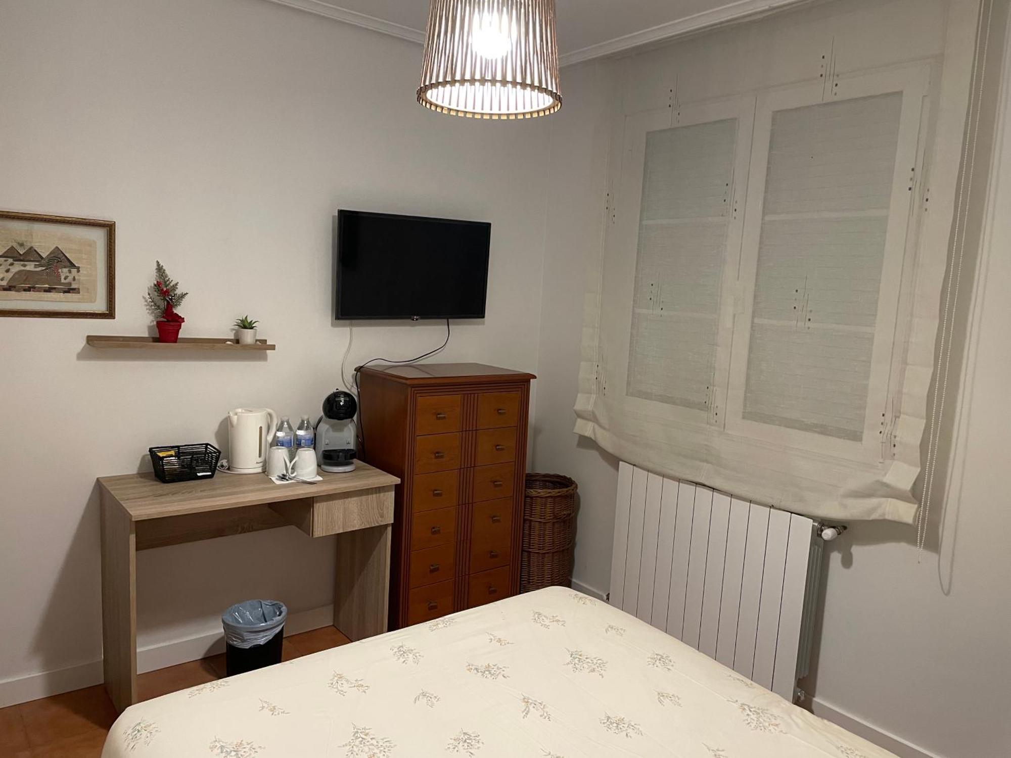 Habitacion Con Bano Privado Boó de Piélagos Exterior foto
